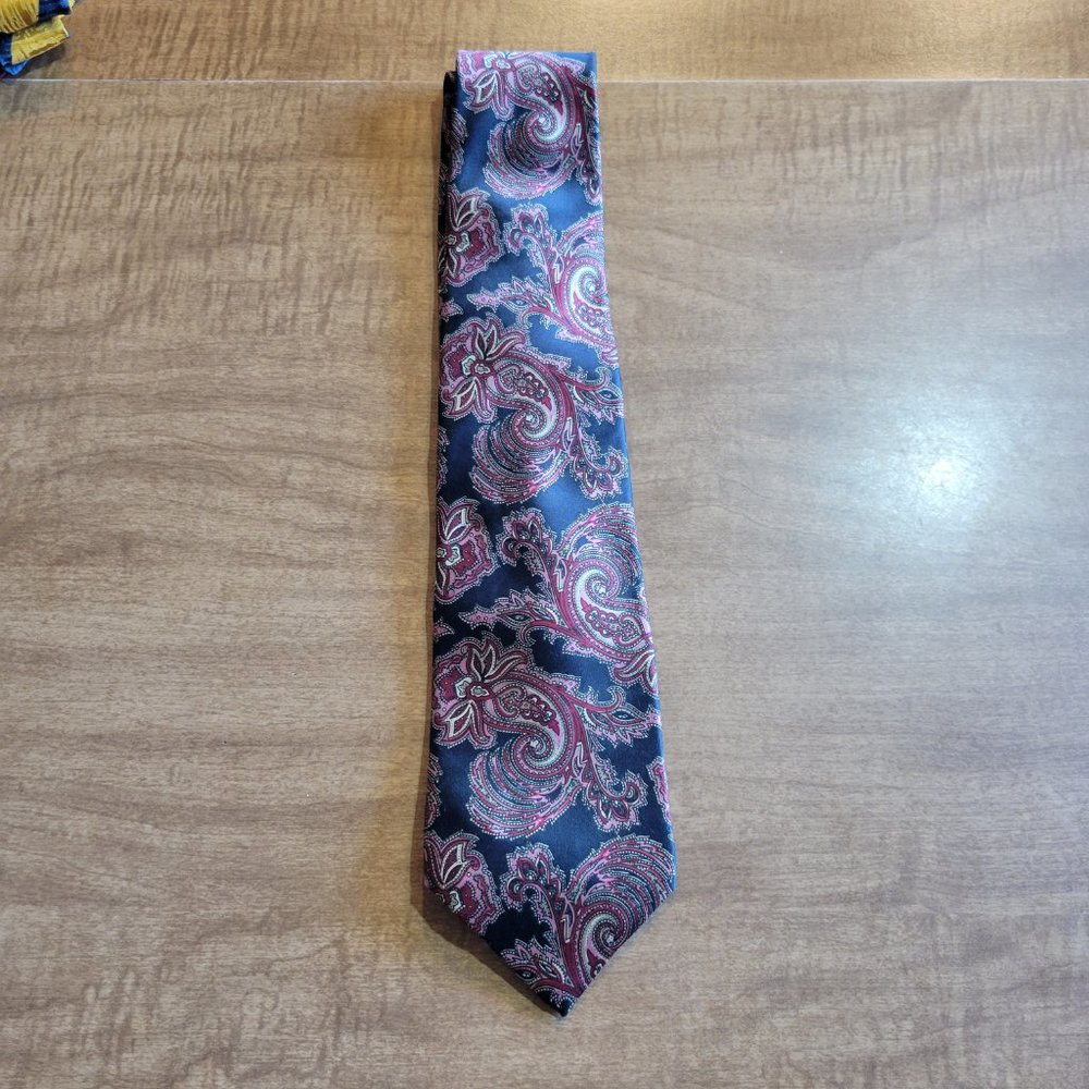 Kenneth Roberts Silk Tie Paisley Floral